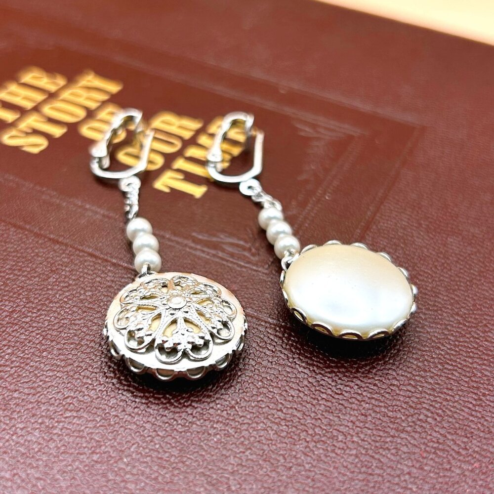 Vintage 1970s Sarah Coventry Clip-On Earrings with Flat Faux Pearls